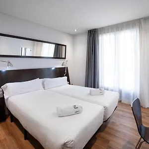 *** Отель Petit Palace Arana Испания