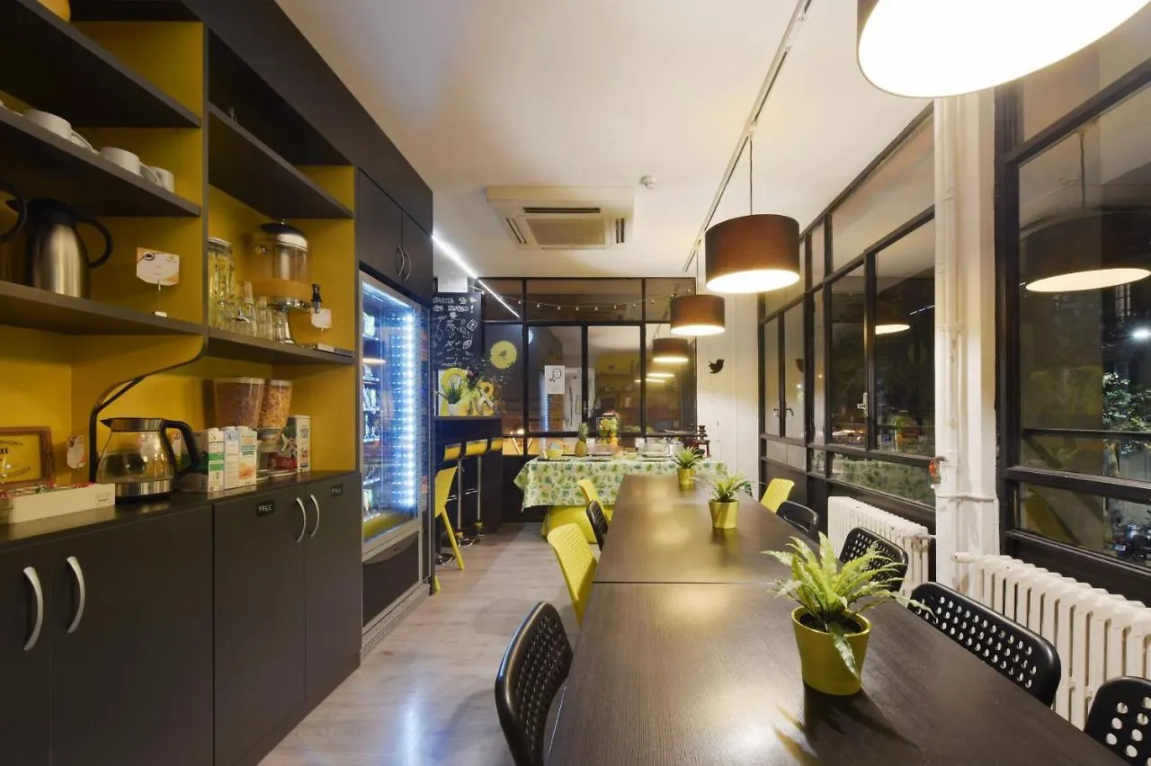 Free Hostels Barcelona